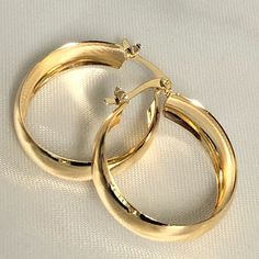 New!! Won’t Tarnish Classic Round Hoop Earrings For Party, Luxe Jewelry, Gold Filled Hoops, Fun Jewelry, Stitch Fix Stylist, Jewelry Fashion Trends, Christmas Stuff, Earrings Color, Ear Jewelry