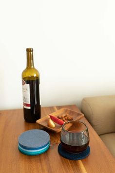 Coaster 6 Pack Kobon Set - Round (4866144567405) (4866484043885) (4866485092461) Graf Lantz, Wool Felt Coasters, Wool Coasters, Felt Coasters, Clean And Minimal, Leather Tray, Round Leather, Color Shapes, Sustainable Materials