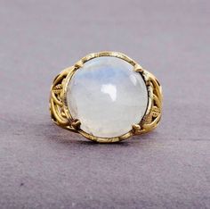 Moonstone Ring, Gemstone Ring, 18k Gold Moonstone Ring, Handmade Ring, Unique Rings, Vintage Rings, Moon stone Jewelry, Rings For Women Welcome to My shop We provide the Excellent quality Jewelry to our Customers. Customer satisfaction is our first priority. Vintage brass ring with beautiful design. Handmade Items Product:- Ring Material:- Brass, 952 Sterling Silver Gemstone:- Rainbow Moonstone We have 925 Sterling silver rings in all size for both men and women. We always use precious and semi precious gemstone for making jewelry. If you have any design in your mind so please let us know we will try our best to made it( For customization Making charges will apply). we give fast delivery service. If you have any questions or problem please contact us :- (naruto100798@gmail.com) Thank you. Moon Stone Jewelry, Rings Moon, Gold Moonstone Ring, Ring Couple, Unique Rings Vintage, Couple Wedding Rings, Couple Ring, Rings Vintage, Midi Ring