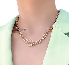 Paperclip Chain Necklace with Toggle, Rectangle Link Chain, Silver Filled Toggle Necklace, T Bar Necklace, Clasp Necklace, Layering Necklace ♦️ ITEM D E T A I L S ♦️ ✦ Name : Paperclip Chain Necklace ✦ Metal : 925 Silver ✦ Necklace Size : Select the Variations ✦ Stone : No SIXTH SENSE JEWELS ✦ Our all design are made to order. We need 6 to 8 days for making and delivery to depend on the shipping method you select. ✦Product & gemstone weight may vary from actual products. ✦All are designed and ha Affordable Double Chain Link Necklace, Luxury Classic Necklaces With Toggle Clasp, T Bar Necklace, Paperclip Chain Necklace, Necklace Clasp, Sixth Sense, Initial Earrings, Toggle Necklace, Necklace Layering