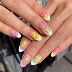 Nail Art Inspo, Rainbow Nail, Retro Nails, Hippie Nails, Summery Nails, Cute Gel Nails, Summer Acrylic Nails, Short Acrylic Nails Designs, Neon Nails