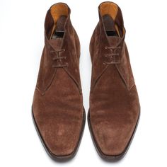 Gaziano & Girling "Arran" shoes, size 8E (US 8.5), crafted in England. Mole suede leather, soft square MH71 last, Wensum rubber sole. Originally $2090. Original Retail Price: $2090 Pre-owned Model: Arran Last MH71 - Soft Square Gaziano & Girling Size: 8E US Size: 8.5 Mink Suede Leather Natural Leather Lining, Unlined Shaft Derby - 3 Eyelet Wensum Rubber Sole Made In England Not Included Shoe Trees, Shoe Bags, or Box Outsole: 11.7/8" Width: 4.25" This product is located in our EU warehouse. Leather Dress Shoes For Fall Galas, Fitted Suede Leather Lace-up Shoes, Formal Lace-up Calf Leather Chukka Boots, Fitted Suede Lace-up Leather Shoes, Fitted Suede Leather Shoes With Goodyear Welted, Fitted Brown Suede Leather Shoes, Semi-formal Calf Leather Boots With Round Toe, Brown Suede Leather Shoes, Classic Suede Leather Shoes