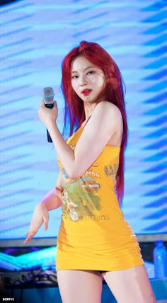 Isa red hair Momo Hot, Water Festival, Kpop Beauty, Bike Photoshoot, Beauty Pop, Yellow Outfit, Korean Actresses, Pretty Selfies, Kpop Outfits