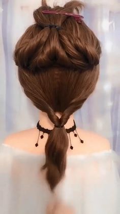 Simple Elegant Hairstyles, Hair Bun Maker, Hair Secrets, Long Hair Video, Highlights Brown Hair, Hair Back, Easy Hair, Hairdo For Long Hair, Prom Hairstyles