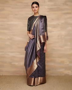 Plain Chiffon Saree, Saree Jacket Designs, Swag Dress, Silk Saree Banarasi, Shoes Diy