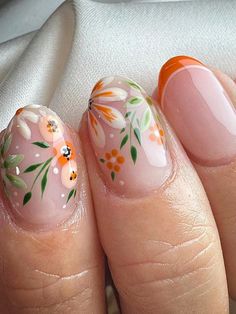 Multicolor  Collar    Color Nails Embellished   Nail,Hand & Foot Care Matte Flower Nail Design, Wild Flower Nails Design, Wild Flower Nails, Wildflower Nails, Short Fake Nails, Easy Nails, Casual Nails, French Acrylic Nails, Fall Acrylic Nails