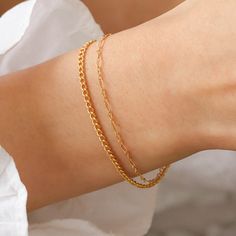 This gold chain bracelet is a great addition to your minimal jewelry collection! It will be your new everyday jewelry piece. Wear this dainty bracelet alone or stack with other chic bracelets. 14K gold filled chain Spring ring clasp (6mm) Nickel-free Gold Chain Bracelet, Chic Bracelet, Dainty Bracelet, Minimal Jewelry, Dainty Bracelets, Gold Bracelet Chain, Solid Gold Jewelry, Gold Filled Jewelry, Necklace Sizes