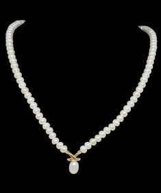 This beautiful vintage necklace features vibrant white sparkling cultured pearls set with 14ct yellow gold drop and clasp  Message me any questions  ITEM - S1607 Formal Pear-shaped Pearl Necklace, Formal Pear-shaped Pearl Drop Necklace, Formal Pear-shaped Pearl Pendant Necklace, Classic Pear-shaped Pearl Drop Necklace, Classic Teardrop Pearl Necklace, Formal Single Strand Teardrop Pearl Necklace, Classic Pear-shaped Pearl Pendant Necklace, Oval Pearl Drop Necklace For Anniversary, Formal Pear-shaped Single Strand Necklace