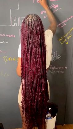 Boho Braids Burgundy, Braid And Twist Combo, Peekaboo Soft Locs Red, Burgundy Boho Knotless Braids, Red Boho Knotless Braids, Burgundy Knotless, Cherry Red Hair Color, Dark Burgundy Hair Color, Red Box Braids