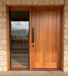 Home decor gate entrance ideas wood simple gate Chettinad House, Timber Front Door, Glass Entrance Doors, House Main Door, Modern Entry Door, House Main Door Design