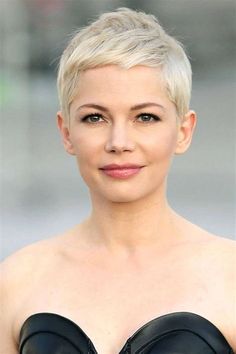 pixie haircuts - Yahoo Image Search Results Blond Pixie, Michelle Williams Hair, Platinum Blonde Pixie, Platinum Blonde Hair Color, Icy Blonde Hair, Cut Hairstyles, Balayage Blonde