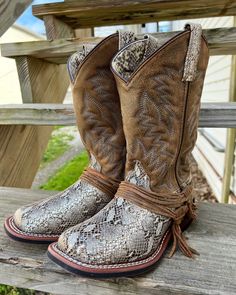 Square Toe Cowgirl Boots, Womans Boots, Cowgirl Boots Square Toed, Leather Boots For Women, Square Toe Western Boots, Snake Print Boots, Western Shoes, Print Boots, Western Store