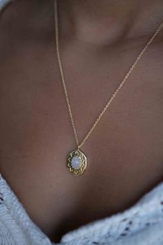 D E T A I L S — M E T A L: Gold Plated 18k: Gold plated jewelry has a layer of gold covering a base metal. — The chain is 18" and it has an extra 2" extendable chain. Total 20" 💎 MOONSTONE Moonstone is a stone that brings hope, enhances feminine energies, sensitivity, intuition, and psychic abilities. It is also said to bring strong energies of abundance to one's life.Moonstone is a stone of protection, especially during childbirth, pregnancy, and travel at sea. I 💎 LABRADORITE. Labradorite is Spiritual Gold Jewelry With Gemstones, Spiritual Style Gold Gemstone Jewelry, Spiritual Gold Gemstone Jewelry, Gold Moonstone Round Jewelry, Celestial Gold Gemstone Jewelry, Gold Moonstone Necklace As Gift, Gold Moonstone Necklace For Gift, Spiritual Gold-plated Jewelry With Natural Stones, Gold Plated Spiritual Jewelry With Natural Stones