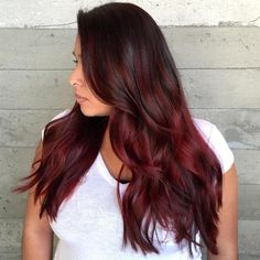 Maroon Ombre Hair Dark Red Brown Hair Color, Dark Red Hair With Brown, Red Brown Hair Color, Maroon Hair, Best Hair Dye, Ombre Blond, Dyed Red Hair