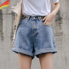 Wide Leg Denim Shorts, Jean Shorts Women, Denim Shorts For Women, Shorts Streetwear, Summer Korean Style, New Jean, Short Jean, Streetwear Shorts, Ripped Shorts