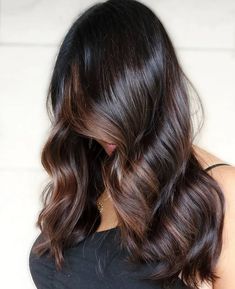 Partial Balayage Dark Brown, Dark Brown Partial Balayage, Partial Balayage Brunettes, Brown Bayalage Hair, Framing Balayage, Balayage Styles, Partial Balayage, Light Brown Balayage, Balayage Straight