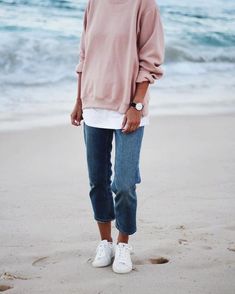 Travel Jeans, Comfy Travel Outfit, Fall Travel Outfit, Look Boho Chic, Spring Travel, Travel Clothes Women, Looks Party, Outfit Trends, Travel Fashion