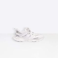 Balenciaga Track in white mesh and nylon Balenciaga Track Sneaker, White Balenciaga, Balenciaga T Shirt, Mini Arcade, Track Shoes, Style Sportif, Balenciaga Track, Diamond Shop, Boutique Online