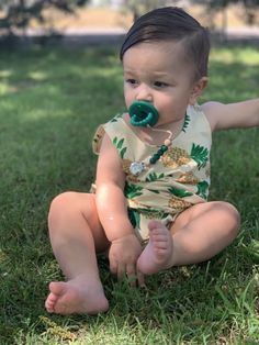 This is a super adorable two piece! It has an all over pineapple print. This set can be used as Pjs or a comfy set for a play date. It comes with a tank top and a short set. the shorts have real pockets. It can also be unisex although it isn't labeled as unisex. Adding a green bow would add that girly touch! FABRIC Cotton Blend Comfy Sets, Play Date, Baby Pics, Green Bows, Pineapple Print, Short Set, Baby Pictures, Fabric Cotton, Summer Beach