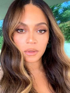 Beyonce Makeup Natural, Beyonce Natural Makeup, Beyonce Eye Makeup, Beyonce Makeup 2000, Beyonce Lips, Beyonce Makeup Looks, Beyonce Natural, Beyoncé Makeup, Beyonce Face