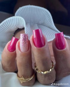 One Glitter Nails, Nail Pink, Gel Nails French, Beauty Hacks Nails, Pink Glitter Nails, Formal Nails, Hard Nails, Vintage Nails, Subtle Nails