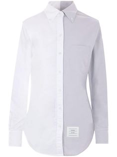 white cotton two-tone design classic collar button fastening chest patch pocket buttoned cuffs logo patch to the front logo patch to the rear long sleeves curved hem White Cotton Dress Shirt For Work, White Workwear Top With Patch Pockets, White Cotton Dress Shirt With Button Cuffs, White Long Sleeve Dress Shirt With Concealed Placket, White Shirt With Patch Pockets And Spread Collar, Designer White Shirt With Concealed Placket, Classic White Dress Shirt With Pockets, White Button-up Tops With Patch Pockets, White Long Sleeve Top With Logo Patch