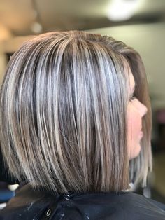 Summer Hair Highlights For Brunettes, Chin Length Haircuts, Frosted Hair, Highlights Ombre, Color Formulas, Highlights For Brunettes