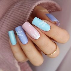 Easter Nail Aesthetic, Nail Ideas April, Easter Acyrilics Nails Designs, Easter Nail Ideas Square, Matte Easter Nails Pastel Colors, Easter Inspired Nails Pastel Colors, Almond Shaped Easter Nails, Pastel Purple Easter Nails, Easter Ombre Nails Spring