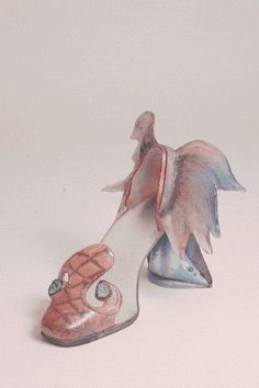 Fishtank Shoes, Fish Fashion Design, Fish Inspired Fashion, Fish Character Design, Fish Clothes, Fish Outfit, Fish Shoes, Fish Accessories, Fish Fashion