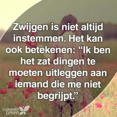 a woman walking through a field with flowers in the foreground and a quote on it that reads, zwijgen is net attid instemen het altid