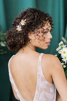 Coily Bridal Hair, Bridesmaid Updo Black Hair, Coily Hair Wedding Styles, Black Curly Hair Wedding Styles, 3b Wedding Hairstyles, Short Natural Hair Bride, Natural Hair Wedding Updo, Afro Wedding Hair, Natural Curly Hair Wedding Styles