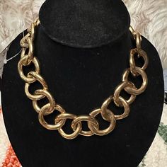 Givenchy Necklace In Good Condition Has Few Hair Lines Scratches But Not Noticeable Gold Still In Good Shape Sold As Is Givenchy Necklace, Womens Jewelry Necklace, Givenchy, Jewelry Necklaces, Womens Sizes, Necklaces, Women Jewelry, Hair, Gold