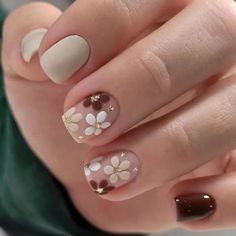 OCOUYVD Fall Press on Nails Extra Short Square Fake Nails Autumn Flowers Designs False Nails Glossy Glue on Nails Brown Acrylic Nails Full Brown Acrylic Nails, Short Coffin Nails, Fake Nails With Glue, Thanksgiving Nails, Fall Nail Art, Stick On Nails, Nailed It, Nail Art Hacks