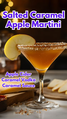 Salted Caramel Apple Martini Autumn Beverages, Apple Cider Cocktail, Caramel Vodka, Apple Cocktail, Drinks Ideas