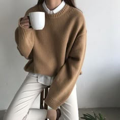 My fashion and style inspiration for us to enjoy, so grab a coffee or… #losowo # Losowo # amreading # books # wattpad Plain Sweaters, Korean Fashion Trends, Winter Trends, Mode Inspo, 가을 패션, Mode Inspiration, Looks Vintage, Outfit Casual, Look Fashion