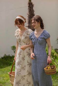 Modest Summer Dress, Summer Dress Ideas, Modern Regency, Regency Era Fashion, Tops For Summer, Era Fashion, Modesty Outfits, Modest Summer, Regency Era