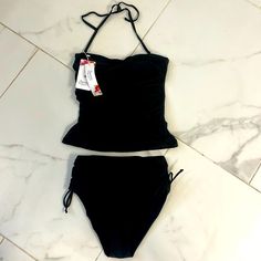 Black Hipster Bikini, Size Medium, With Tags Fitted Black Tankini For Vacation, Chic Black Stretch Tankini, Black Fitted Halter Neck Tankini, Fitted Black Halter Neck Tankini, Black Hipster, Black Bandeau, Womens Swim, Swimming, Size Medium