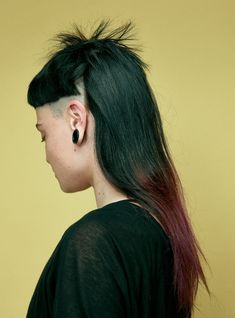 Chelsea Mohawk, Bangs Mullet, 2000 Ideas, Haircut Reference, Shaggy Mullet, Mullet Shag, Micro Bangs, Hairstyles Reference, Modern Shag Haircut