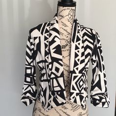 Body Central Black & White Crop Jacket. Sz M- Never Worn. 3/4 Length Sleeve - See Photos For Details White 3/4 Sleeve Outerwear For Winter, Casual White Outerwear With 3/4 Sleeves, Casual White 3/4 Sleeve Outerwear, White Fitted Outerwear With 3/4 Sleeves, Black 3/4 Sleeve Blazer For Spring, Chic White Outerwear With 3/4 Sleeves, White Cropped Jacket, White Crop, Life Size