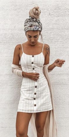 Linen Summer Outfits, Cheap Summer Outfits, Stil Boho, Look Retro, Linen Fashion, Trendy Summer Outfits, Trik Fotografi, Summer Party Dress, Street Styles