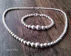 Sterling Silver Graduated Bead Necklace. Sterling by CaneladePlata Silver Ball Necklace, Bridal Choker, Necklace Bridal, Silver Bead Necklace, Ball Necklace, Silver Bead, Elegant Necklaces, Matching Bracelets, Necklace Sterling Silver