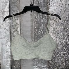 Very Nice And Cute Bralette. Close Up Pictures So You Could See The Material ; Knit Sweater Kind Of Material . Never Worn But Tagged Ripped Off. Size M But Runs A Bit Big Lose Fit Casual Gray Crop Top With Built-in Bra, Gray Seamless Crop Top For Spring, Trendy Seamless Gray Crop Top, Spring Gray Seamless Crop Top, Trendy Gray Seamless Crop Top, Zara Stretch Cotton Crop Top, Fitted Seamless Zara Crop Top, Trendy Zara Cami Crop Top, Zara Trendy Cami Crop Top