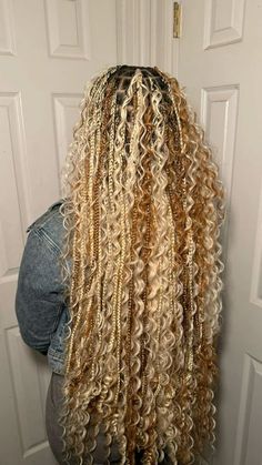 There are a number of different types of braided hairstyles, including, commonly, French braids, corn rows, and box braiding. Hairstyles For December Braids, Brown Blonde And Black Braids, 27 Boho Knotless Braids, Mixed Color Boho Knotless Braids, Boho Braids Light Brown, Blonde And Brown Goddess Braids, Ash Blonde Boho Knotless Braids, Brown And Blonde Boho Braids, Brown And Blonde Hair Braids