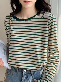 Green Black Striped Loose Cotton Long Sleeve Basic Blouse

     







Size





Shoulder(CM)





* Chest Width(cm)





* Body Length(cm)





Sleeve Length(cm)









S





39





94





59





54









M





40





100





60





55









L





41





104





61





56









XL





42





108





62





57 Full Sleeve Tshirt, Tshirt For Women, Slim Sweater, Autumn T Shirts, Casual Shirt Women, Stylish Sweaters, Bottoming Shirt, Collars For Women, Striped Sleeve