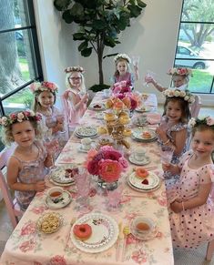 Toddler Tea Party, Princess Tea Party Birthday, Kids Tea Party, Fairy Garden Birthday Party, Princess Theme Birthday, Fairy Tea Parties, Garden Rustic, Princess Tea Party, Garden Party Birthday