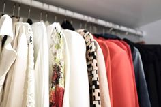 How to pick a colour palette for your capsule wardrobe: 7 simple steps - Kim Bedene Blush Pink Capsule Wardrobe, Capsule Wardrobe Accent Colors