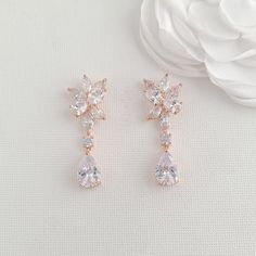 Cubic Zirconia Bridal Earrings, Rose Gold Jewelry Set, Beautiful Wedding Jewelry, Pink Gold Jewelry, Rose Gold Bridal Jewelry, Ivy Rose, Beautiful Bridal Jewelry, Brass Components, Pink And Gold Wedding