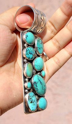 This is such a stunning and well made pendant 🤩. it is absolutely gorgeous💙. Blue Beauty, Pendant, Blue, Beauty