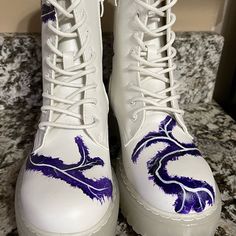 Hand Painted Size 7 Trendy Lace-up Boots For Spring Streetwear, Trendy Spring Streetwear Lace-up Boots, Trendy Purple Lace-up Boots, Purple Lace-up Boots For Spring, Trendy Purple Boots For Spring, Casual Purple Boots For Spring, Casual Purple High Heel Boots, Edgy White Spring Boots, Painted Lightning