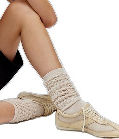 Soft Trendy Socks For Fall, Casual Snug Beige Socks, Casual Beige Snug Socks, Trendy Soft Socks For Fall, Beige Snug Casual Socks, Soft Cream Socks For Fall, Casual Stretch Cable Knit Knee-high Socks, Cozy Soft Socks For Spring, Casual Cable Knit Knee-high Socks